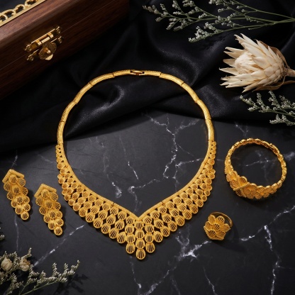 Gold-Tone Scalloped Fan Jewelry Set, 4 Pcs