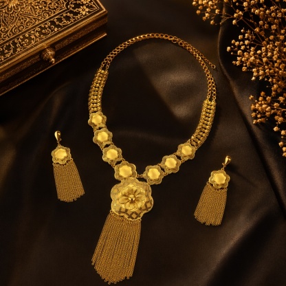 Gold-Tone Floral Fringe Necklace & Earring Set