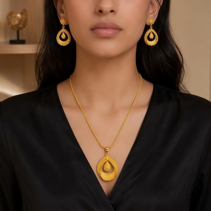 Gold-Tone Nested Teardrop Necklace & Earring Set
