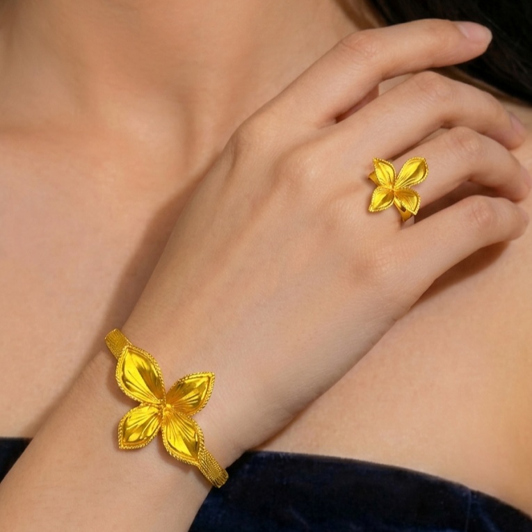 Gold-Tone Full Bloom Jewelry Set, 4 Pcs