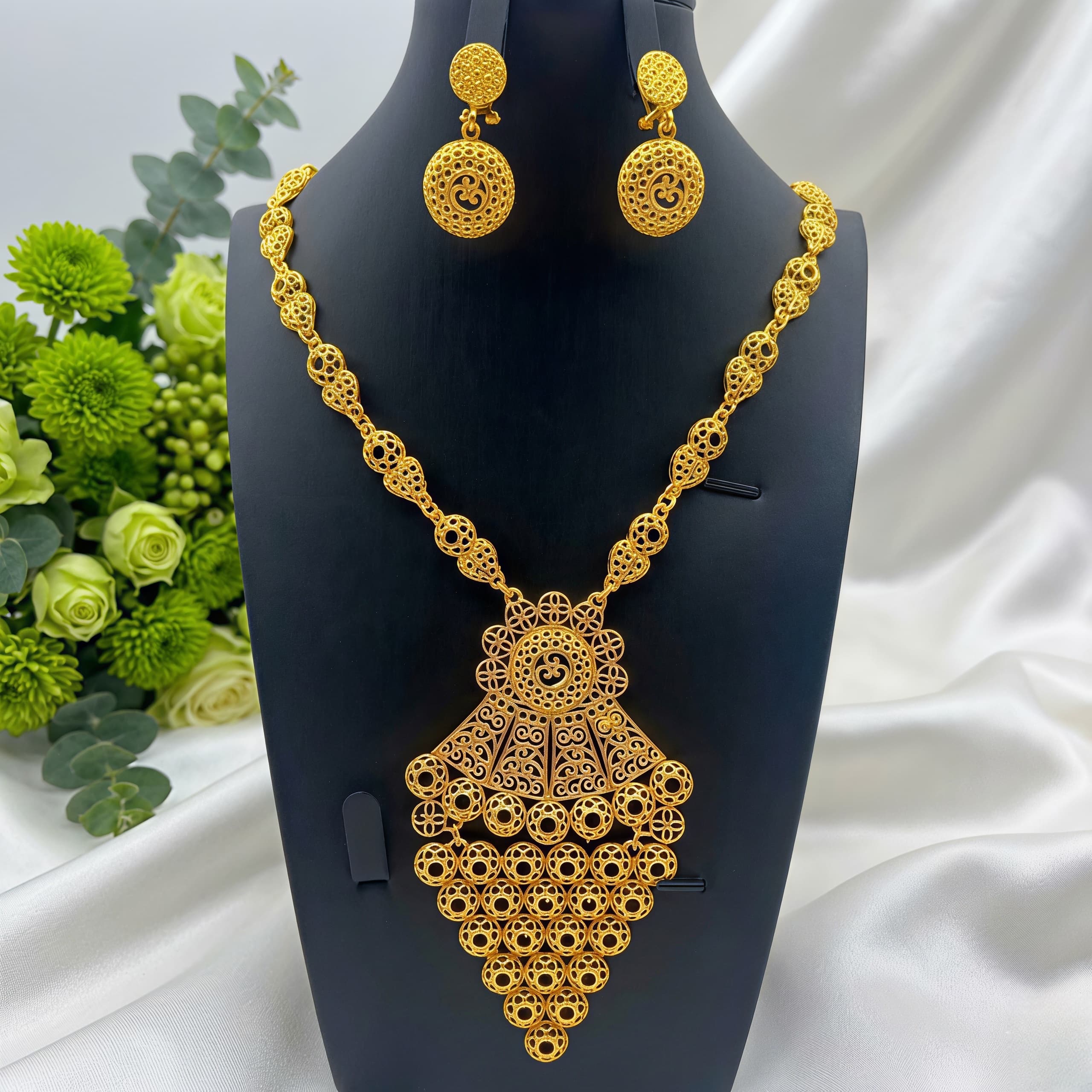 Gold-Tone Filigree Disc & Tassel Necklace & Earring Set