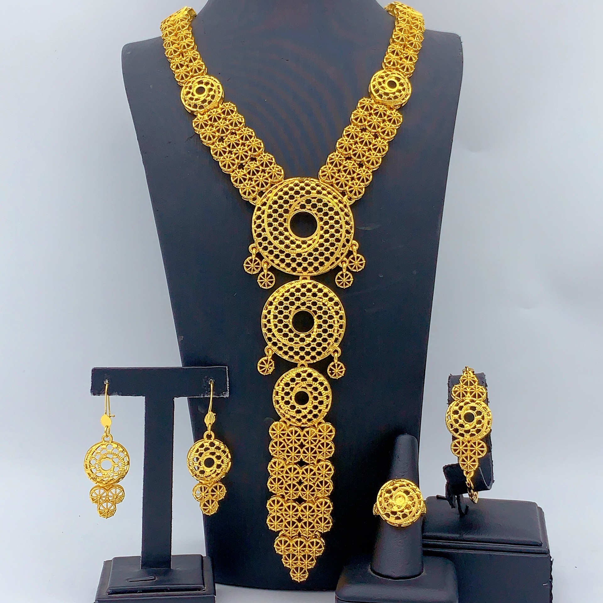 Gold-Tone Triple Disc Openwork Jewelry Set, 4 Pcs