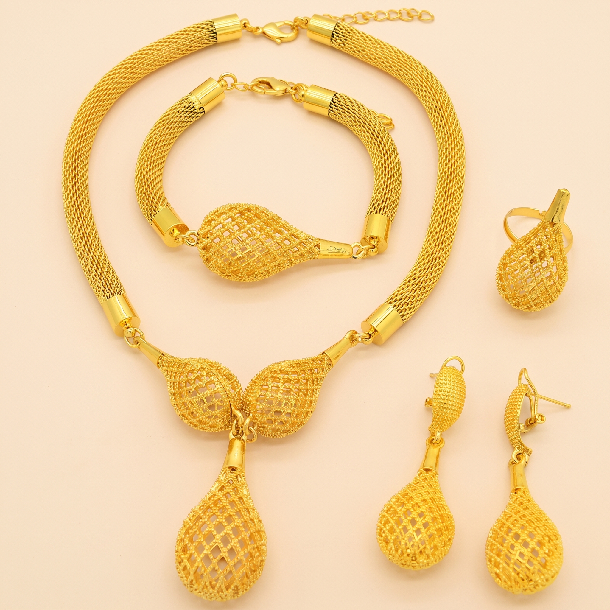Gold-Tone Bold Round Medallion Jewelry Set, 4 Pcs