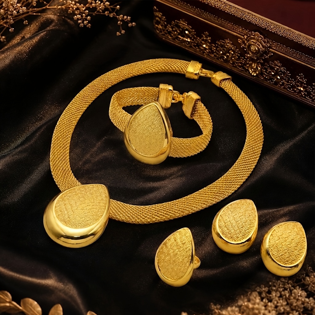 Gold-tone statement pendant jewelry set, front view