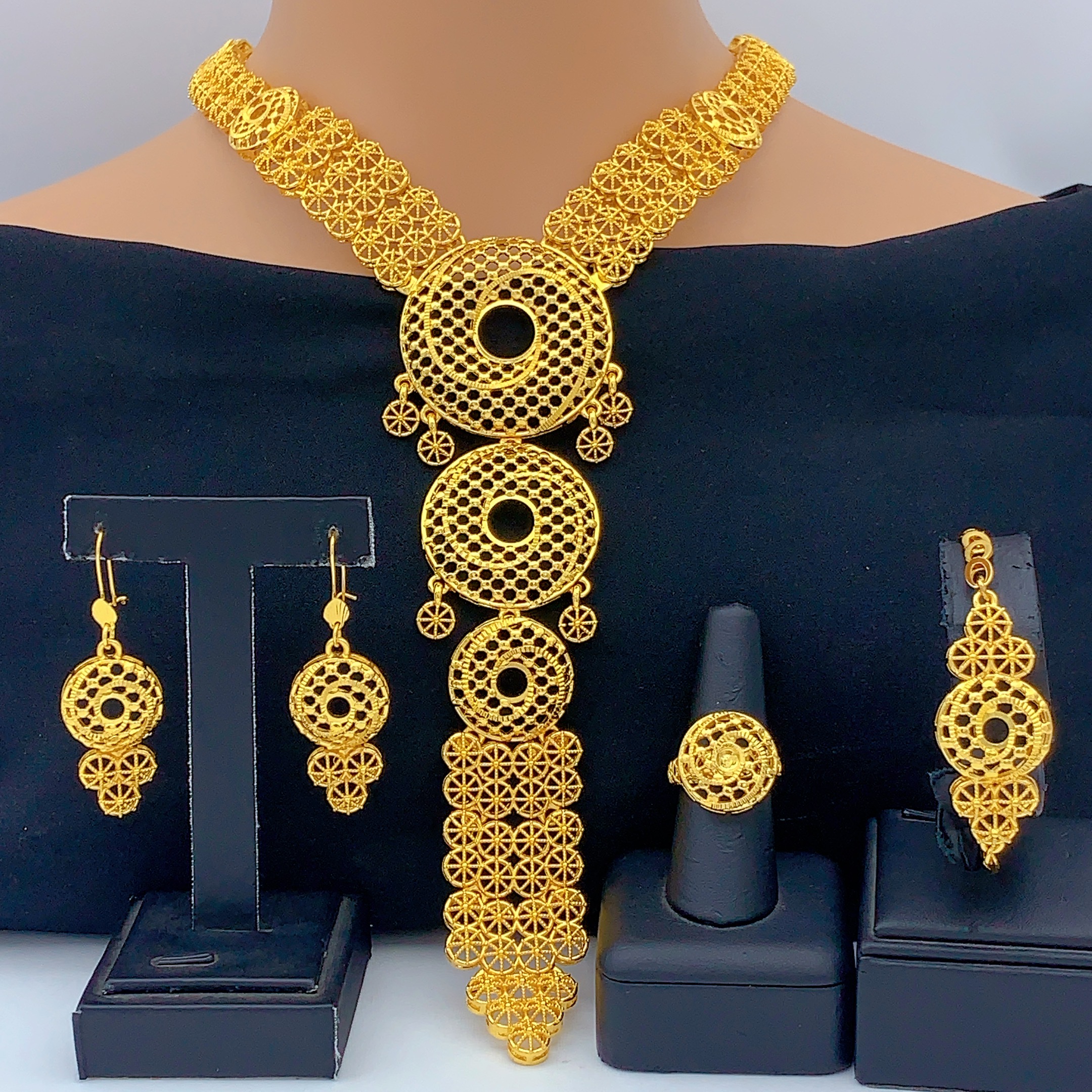Gold-Tone Triple Disc Openwork Jewelry Set, 4 Pcs