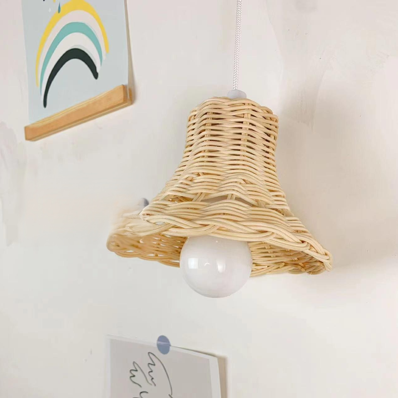 Handmade Rattan Pendant Lamp for Photography and Decoration