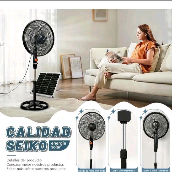 Ventilador Tres Velocidades Recargable con Panel Solar Tres Ajustes de Viento Tono Claro y Poco Ruido Gran Angular Viento Cinco Hojas Ereeze Fuerte