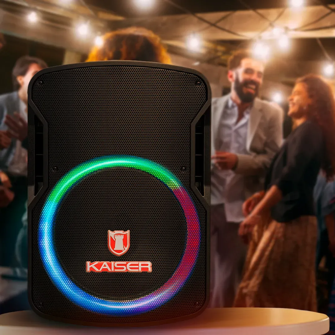 Bocina Kaiser MSA-7515MX portátil con bluetooth negra
