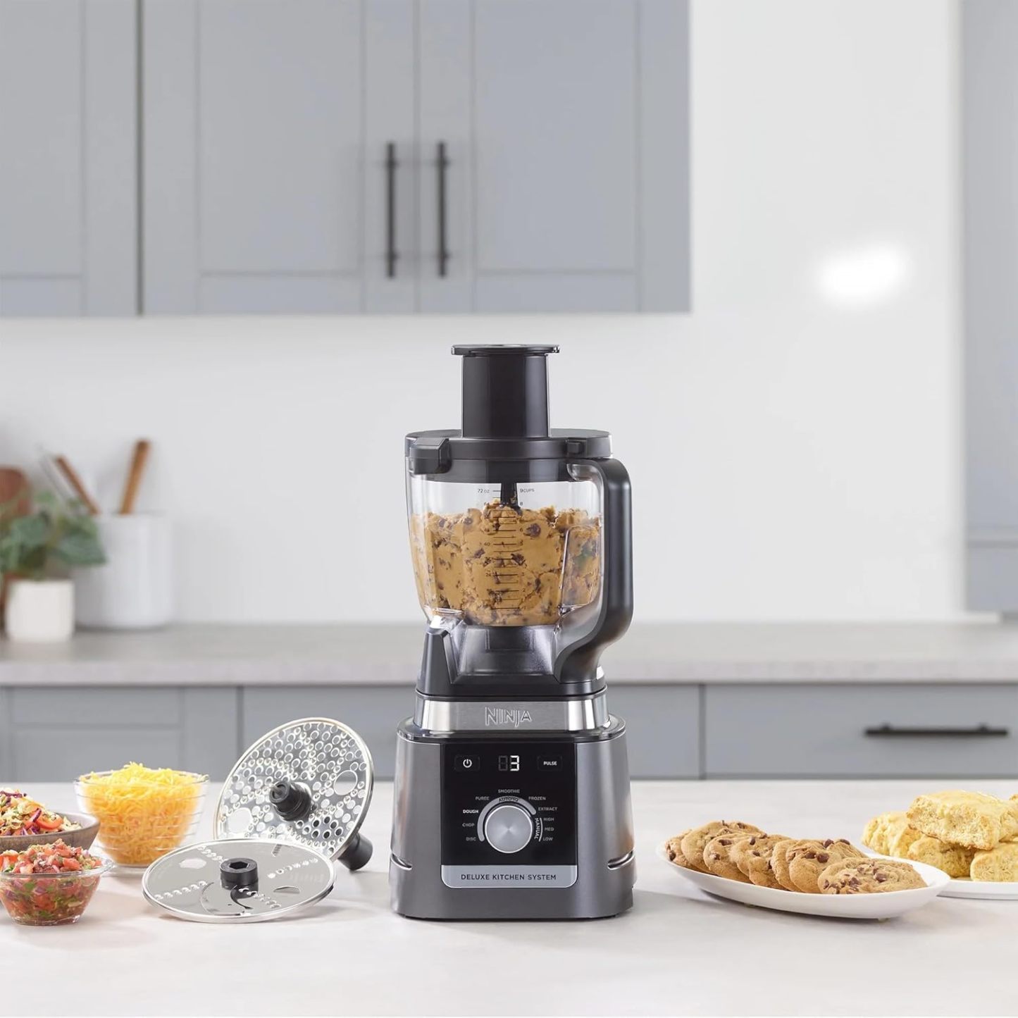 Ninja CO905KS Deluxe Kitchen System, 1600 WP Auto-IQ Base, 88-oz. Picther, 9-cup Deluxe Food Processor, (2) 24-oz. Single-Serve Cups (Renewed)
