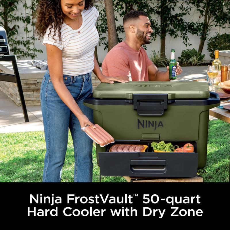 Hielera rígida FrostVault de 50 qt con zona seca fría - FB151
