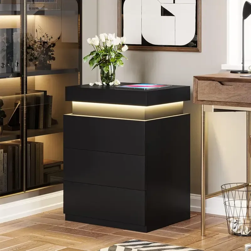 [Rebajas de verano] Mesita de noche Sikaic con estación de carga y luces LED, mesita de noche con tapa deslizante para dormitorio, mesita de noche con cajones, mesa auxiliar moderna, muebles para el hogar, artículos esenciales para residencias estudiantil