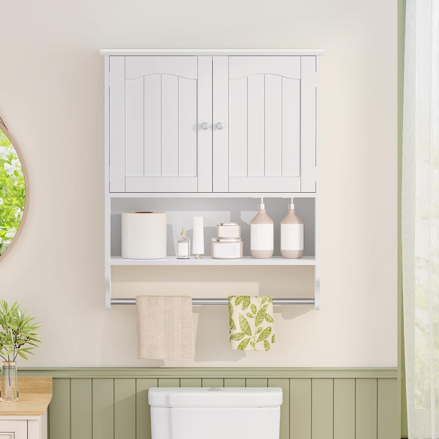 Iwell Mueble de baño montado en la pared con toallero y estante ajustable, clóset de almacenamiento sobre el inodoro, gabinete de medicina para baño, blanco