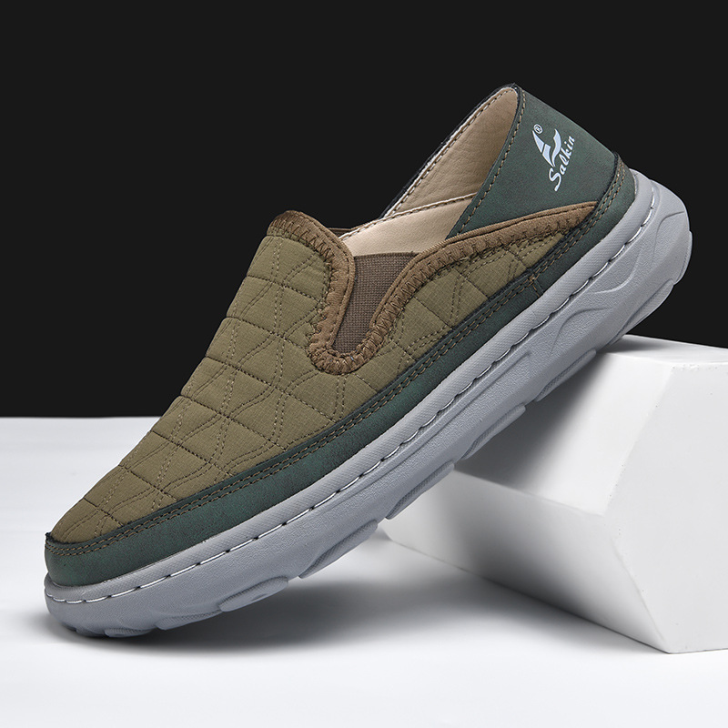 Men’s Lightweight Slip-On Casual Sneakers