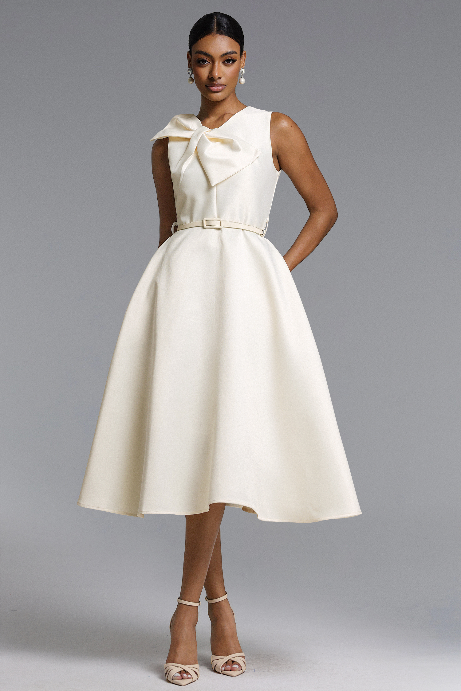 Fallon Elegant Tailored Sleeveless Bow Detailed Woven Maxi Dress