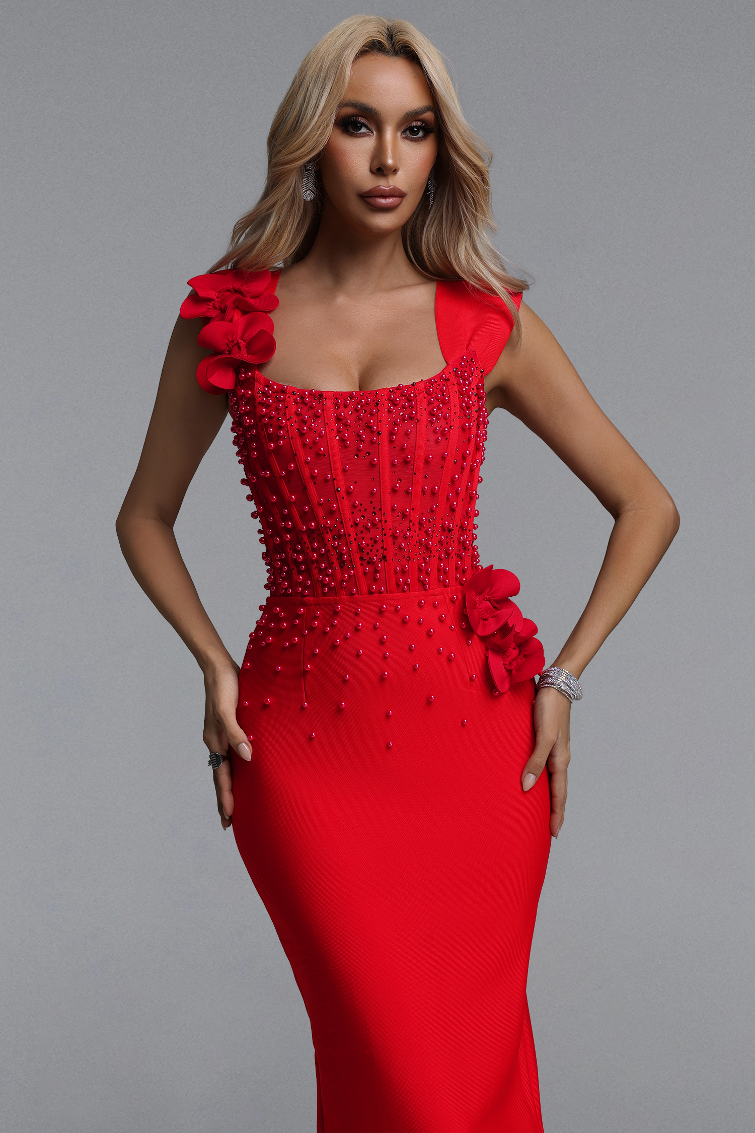 Oria Glamorous Contour Square Neck Pearl Floral Bandage Maxi Dres
