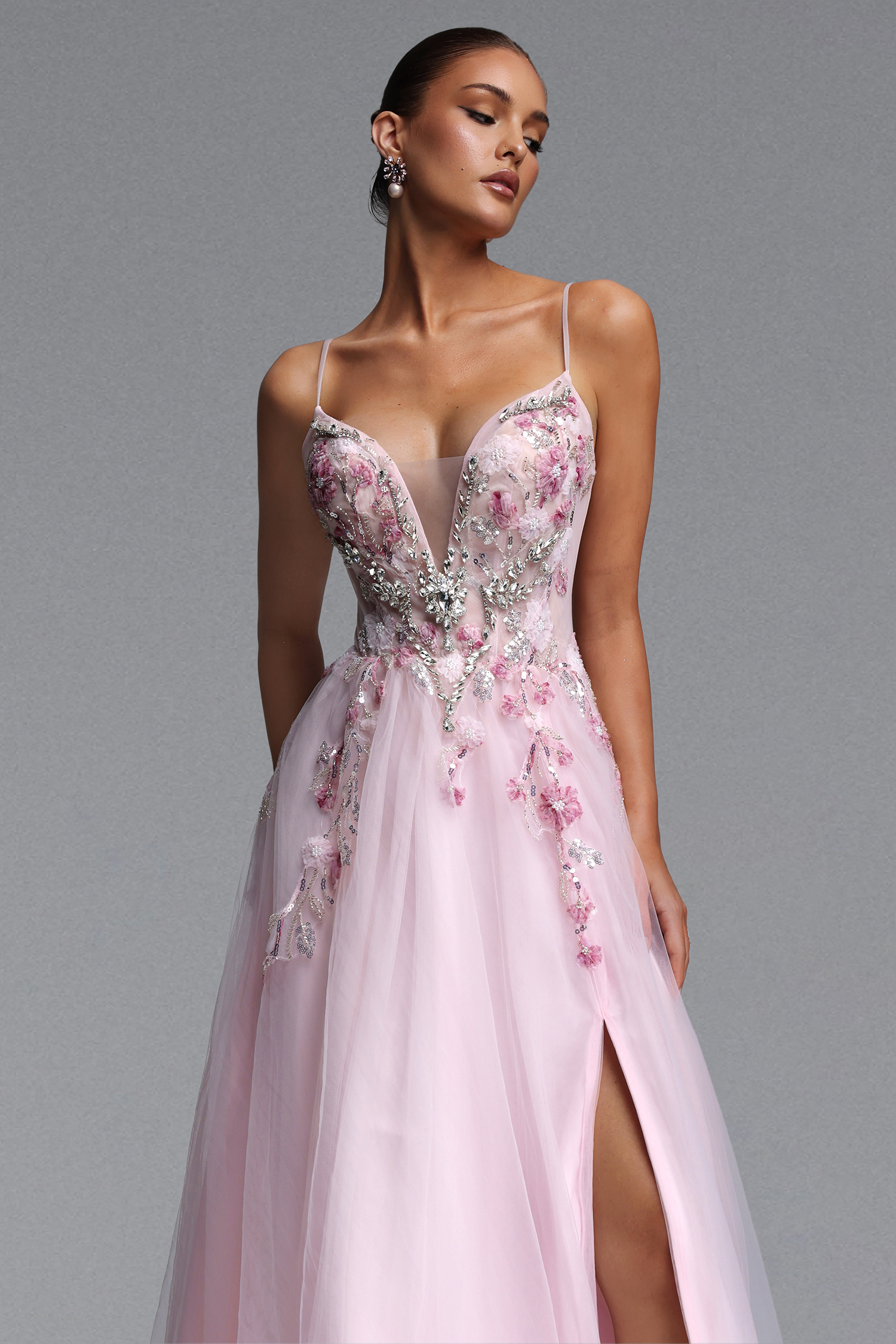 aSissel Romantic Flowy Floral Applique Tulle Maxi Dress