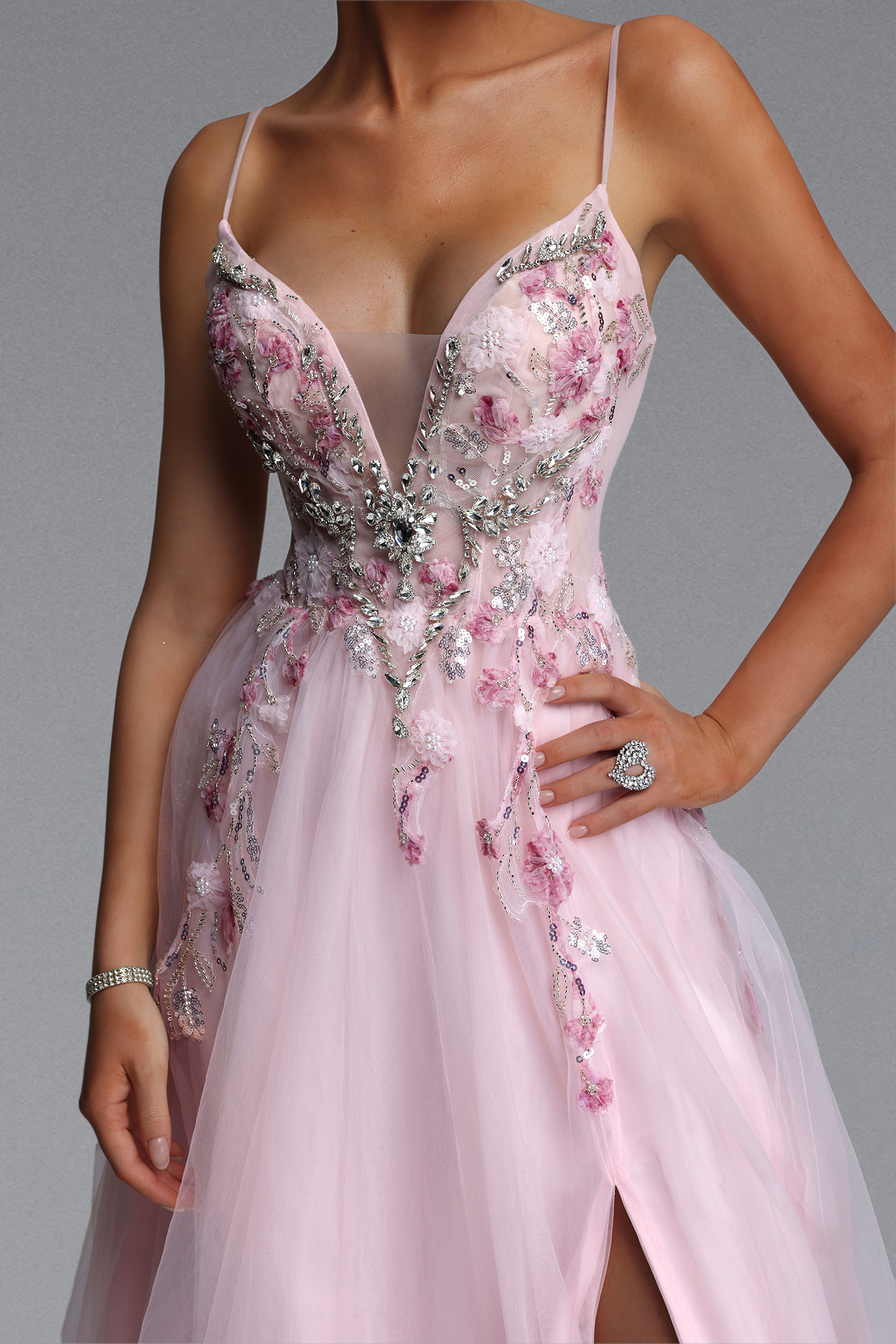 aSissel Romantic Flowy Floral Applique Tulle Maxi Dress