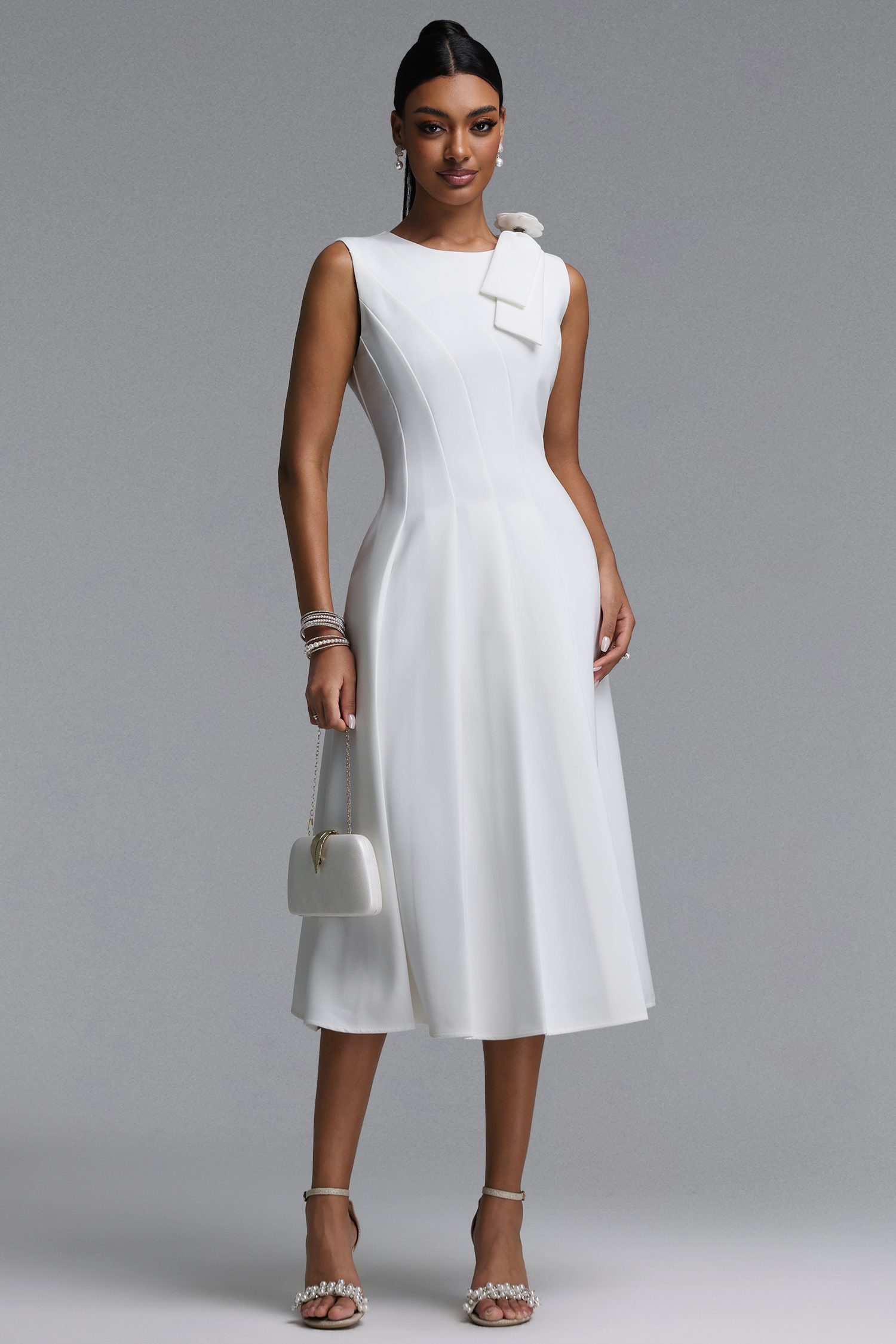Oana Sleeveless Floral Applique Pleated Midi Bandage Dress