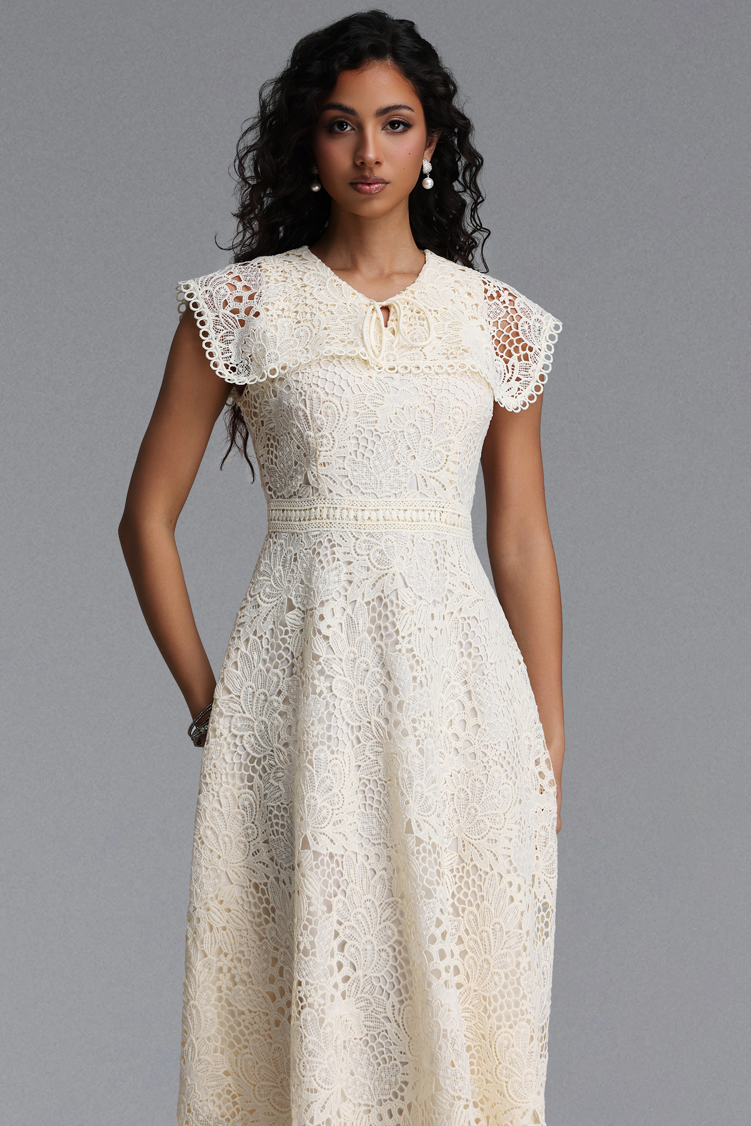 Sagoni Resort Cinched Sleeveless Floral Lace Maxi Dress