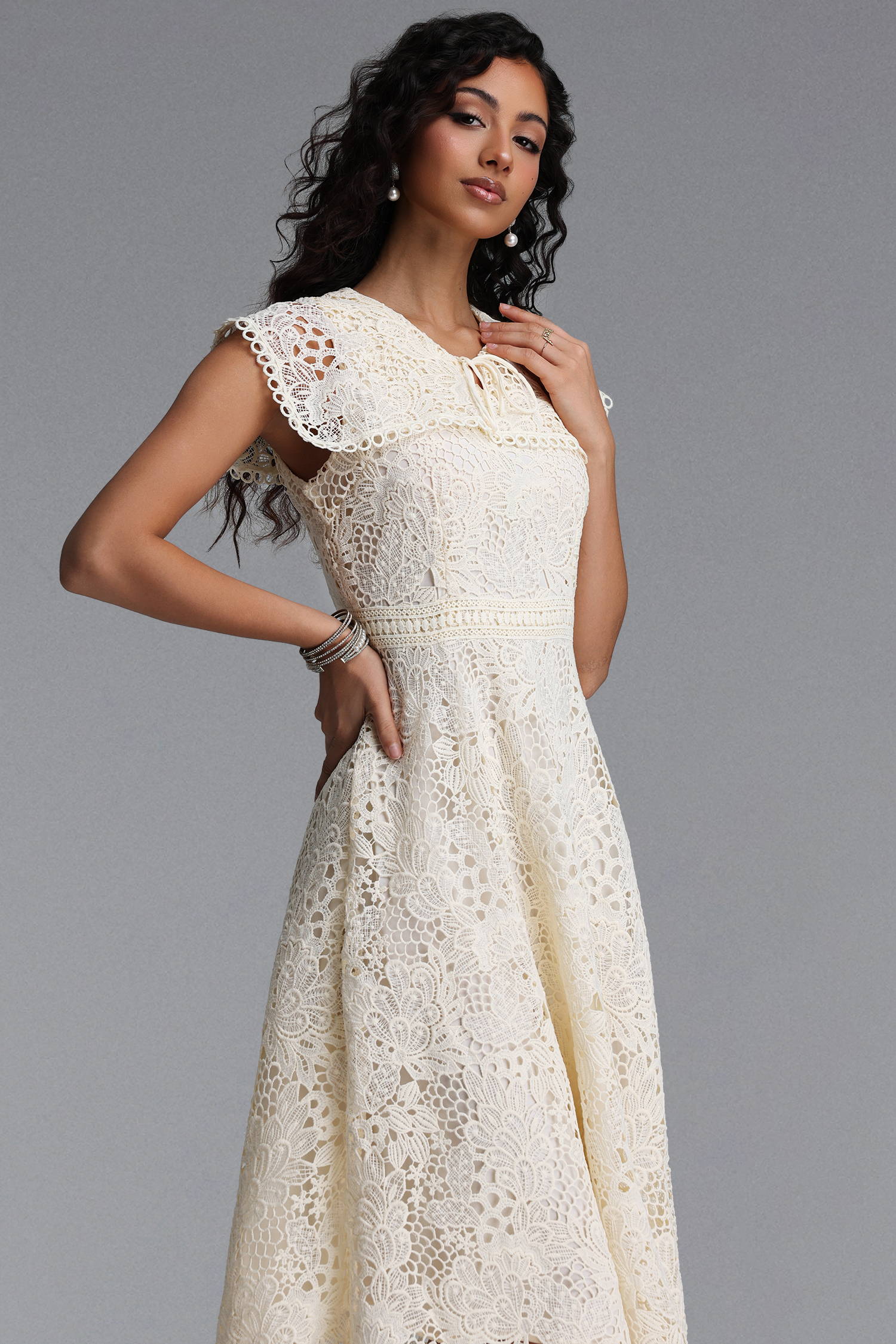 Sagoni Resort Cinched Sleeveless Floral Lace Maxi Dress