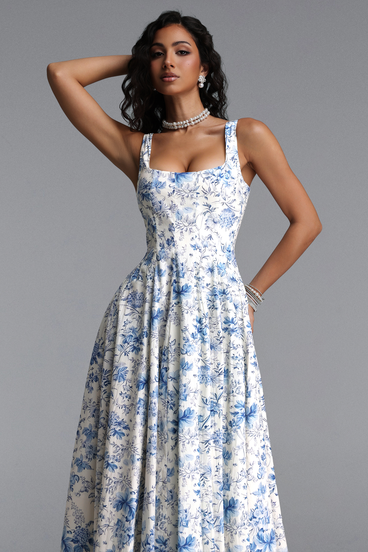 Riala Elegant Tailored Sleeveless Floral Print Woven Maxi Dress