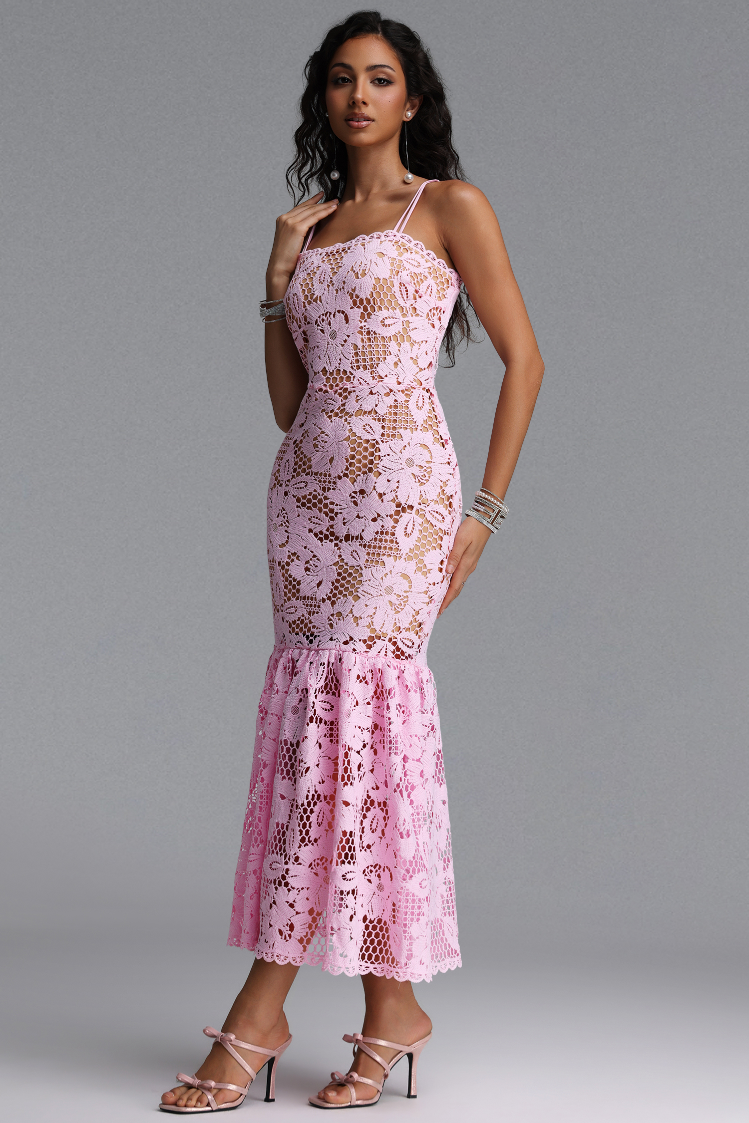 Ruth Elegant Contour Sleeveless Floral Lace Maxi Dress