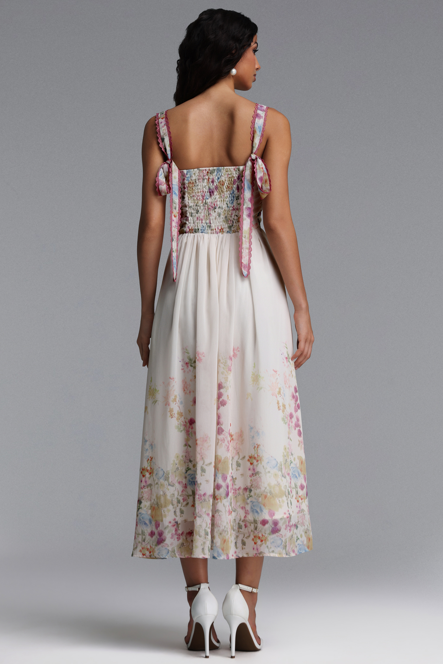Lieve Resort Flowy Sleeveless Floral Print Woven Maxi Dress