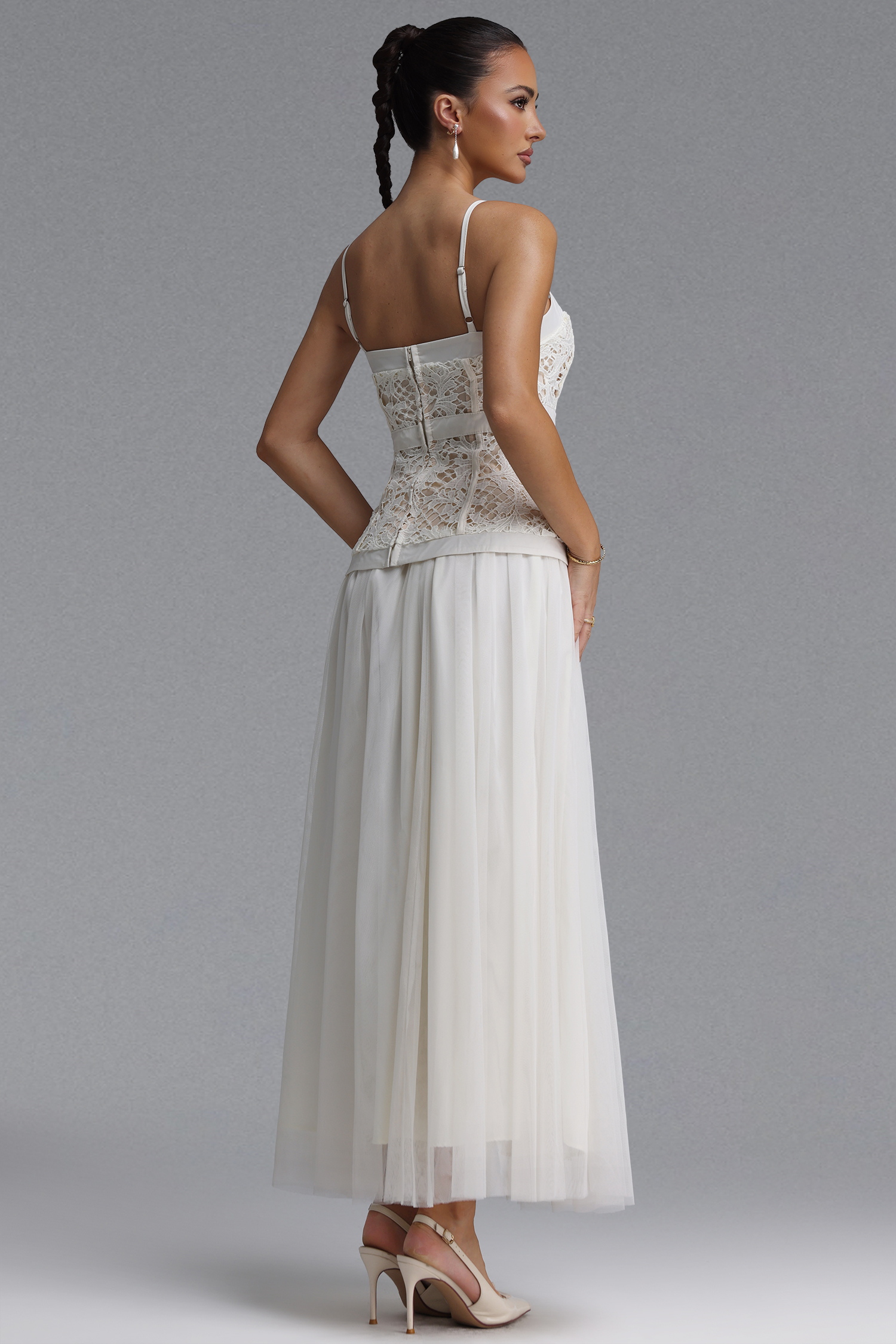 Yuyo Elegant Cinched Spaghetti Strap Floral Lace Trimmed Tulle Top and Skirt Two Piece Set