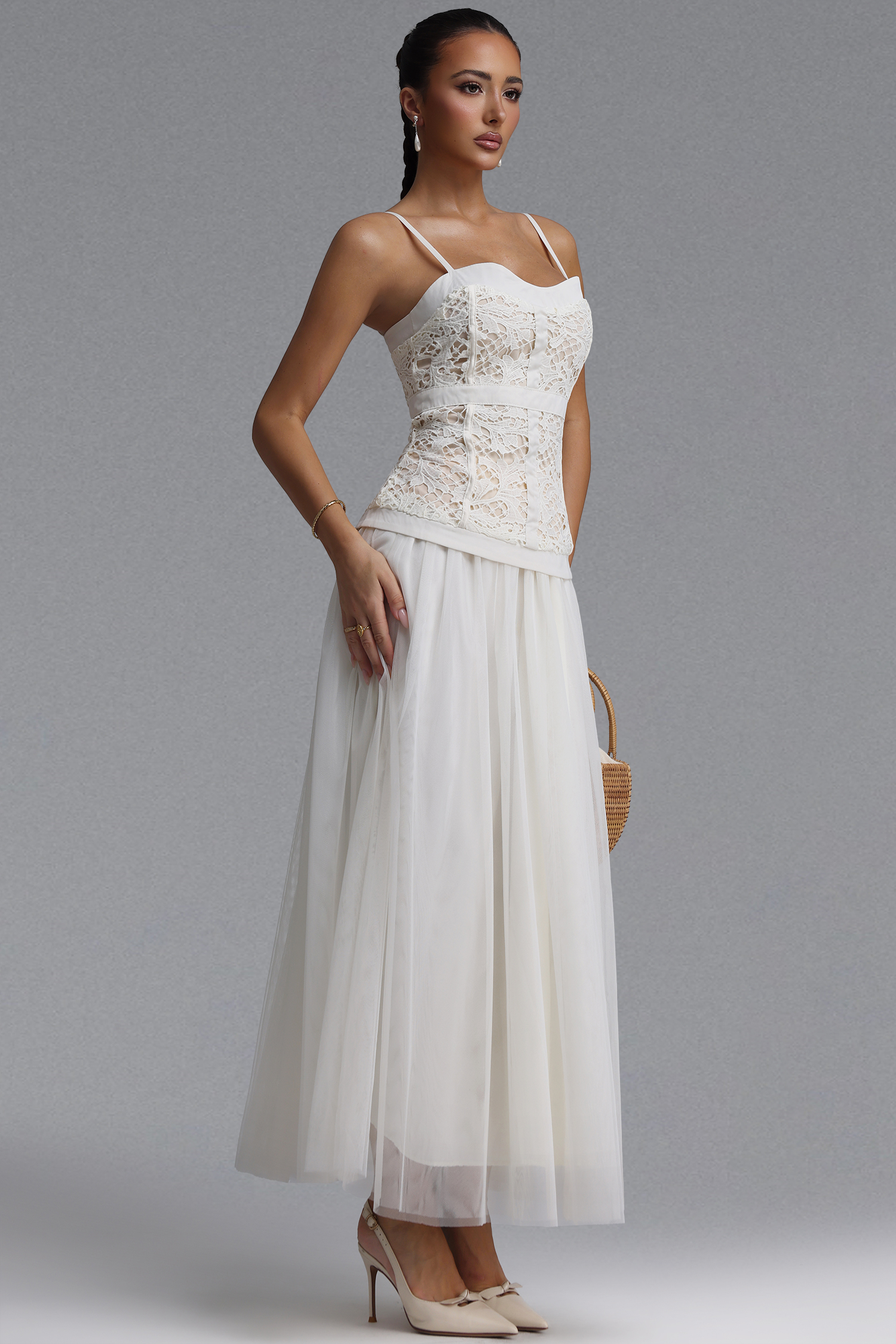 Yuyo Elegant Cinched Spaghetti Strap Floral Lace Trimmed Tulle Top and Skirt Two Piece Set