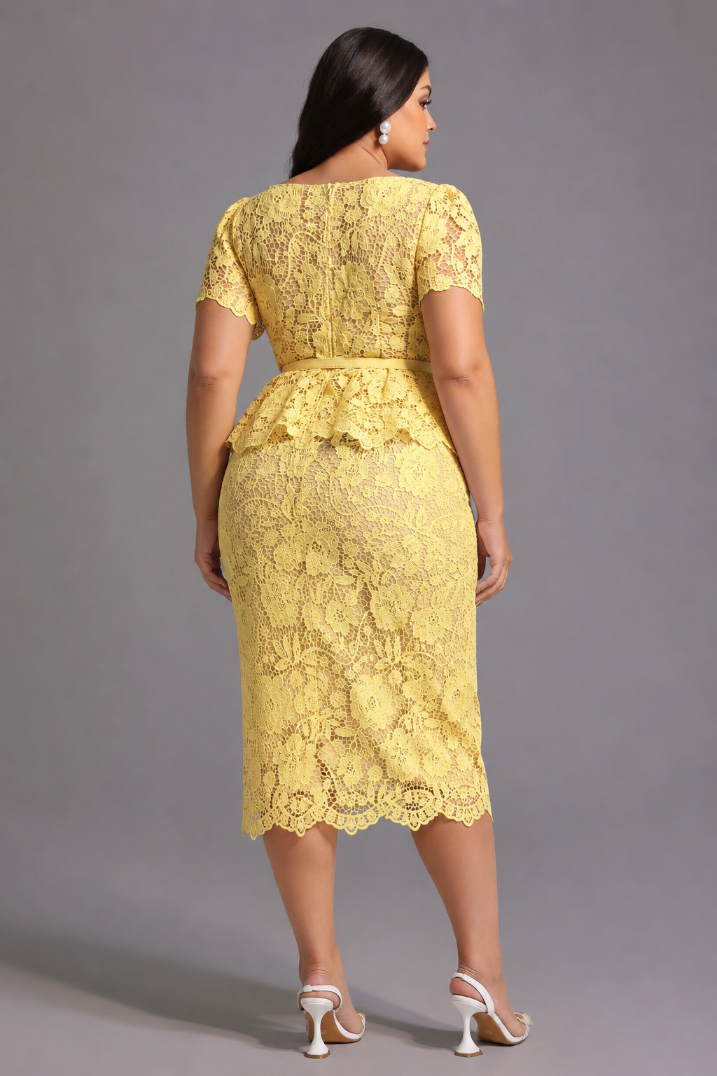 Quinn Elegant Cinched Short Sleeve Floral Lace Maxi Dress