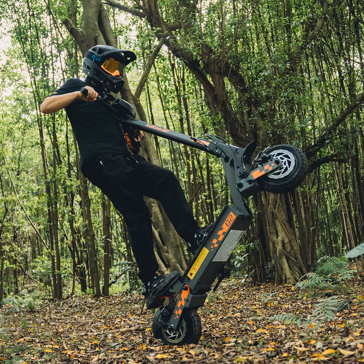KUKIRIN G2 Trottinette Électrique Tout-Terrain Adulte – 55 km d’Autonomie, Batterie 48V 15Ah, Pneus 10” Off-Road, Écran Tactile