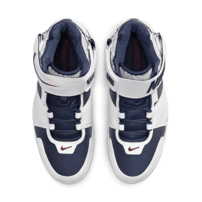Nike Zoom LeBron 2