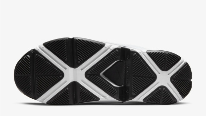 Nike  GO FLYEASE Easy On/Off Shoes