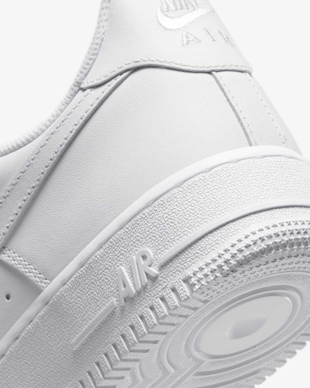 Nithtke Air Force 1