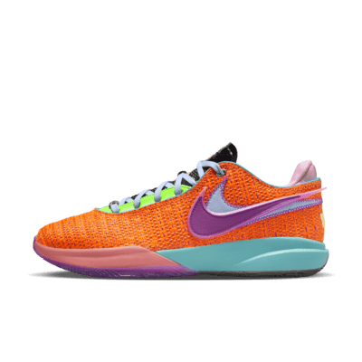 LeBron 20