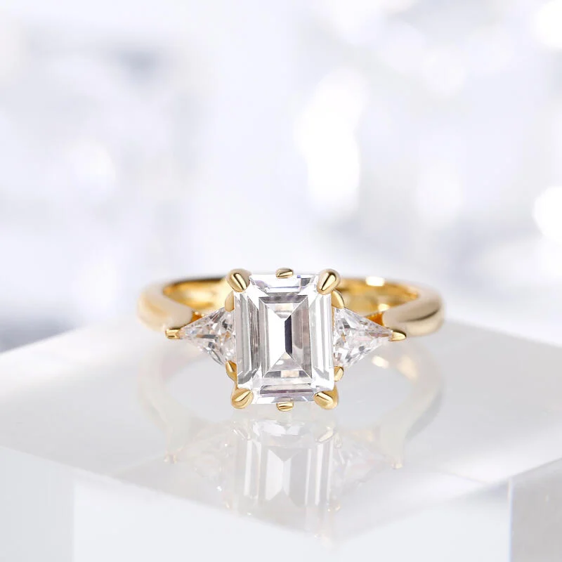 Jeulia Three Stone Emerald Cut Sterling Silver Ring