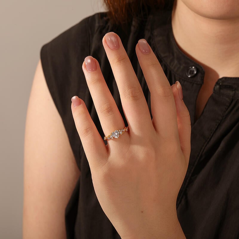 Helirose Olivetta Twist Custom Heart Ring