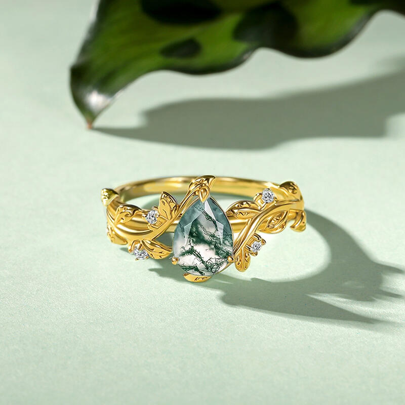 Jeulia Gothic Black Pear Shaped Moss Agate Engagement Ring