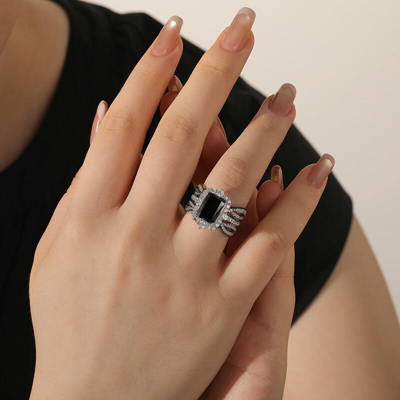 Jeulia Twisted Interchangeable Black Radiant Halo Engagement Ring Set