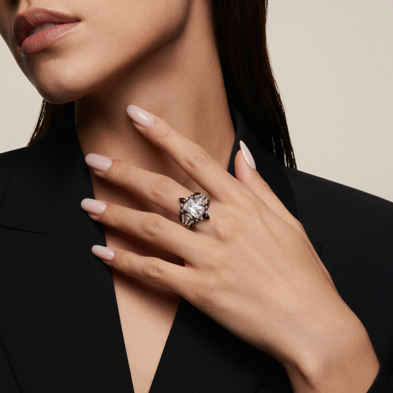Jeulia Luna Astra Thorn Radiant Cut Moon and Star Engagement Ring Set