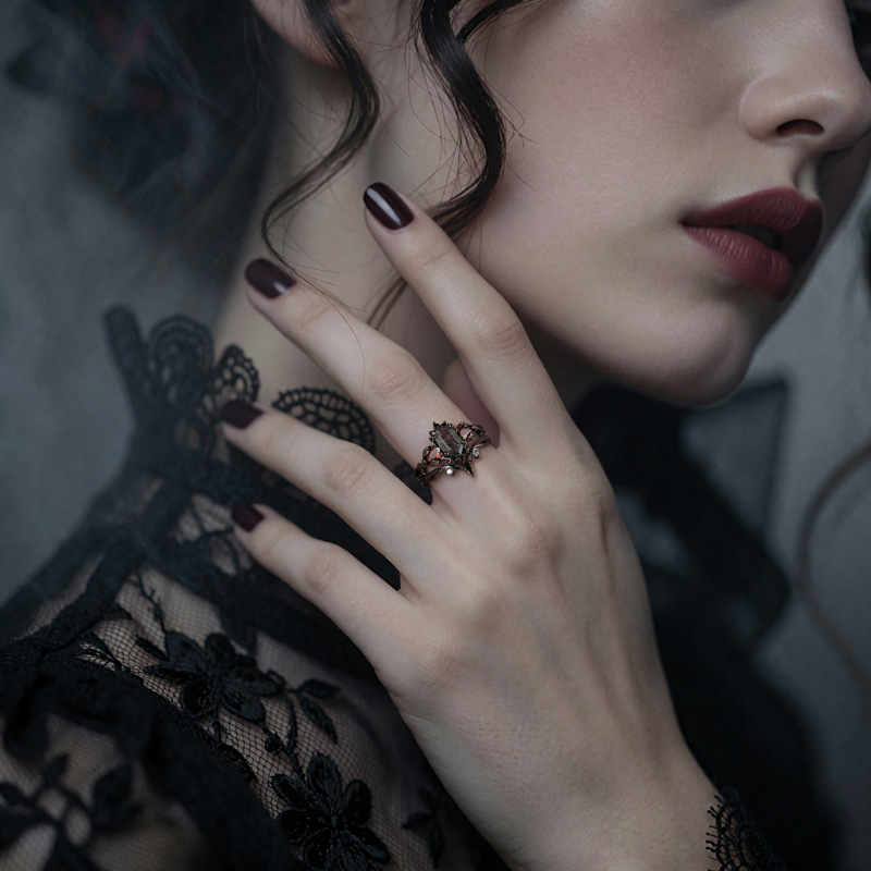 Jeulia Gothic Thorn Hexagon Black Rutilated Quartz Ring Set