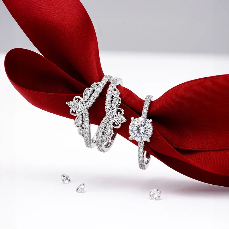 Jeulia Round Engagement Ring with Heart Crown Enhancer Set