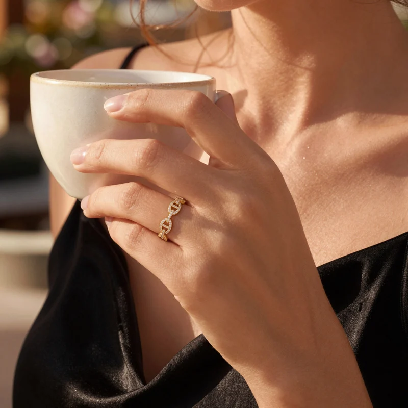 Jeulia Minimalist Gold Pave Anchor Chain Ring