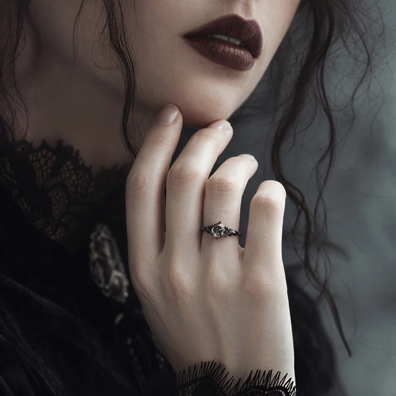 Jeulia Gothic Infinity Twist Black Rutilated Quartz Ring