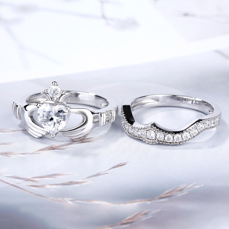 Jeulia Simple Crown Claddagh Sterling Silver Ring Set