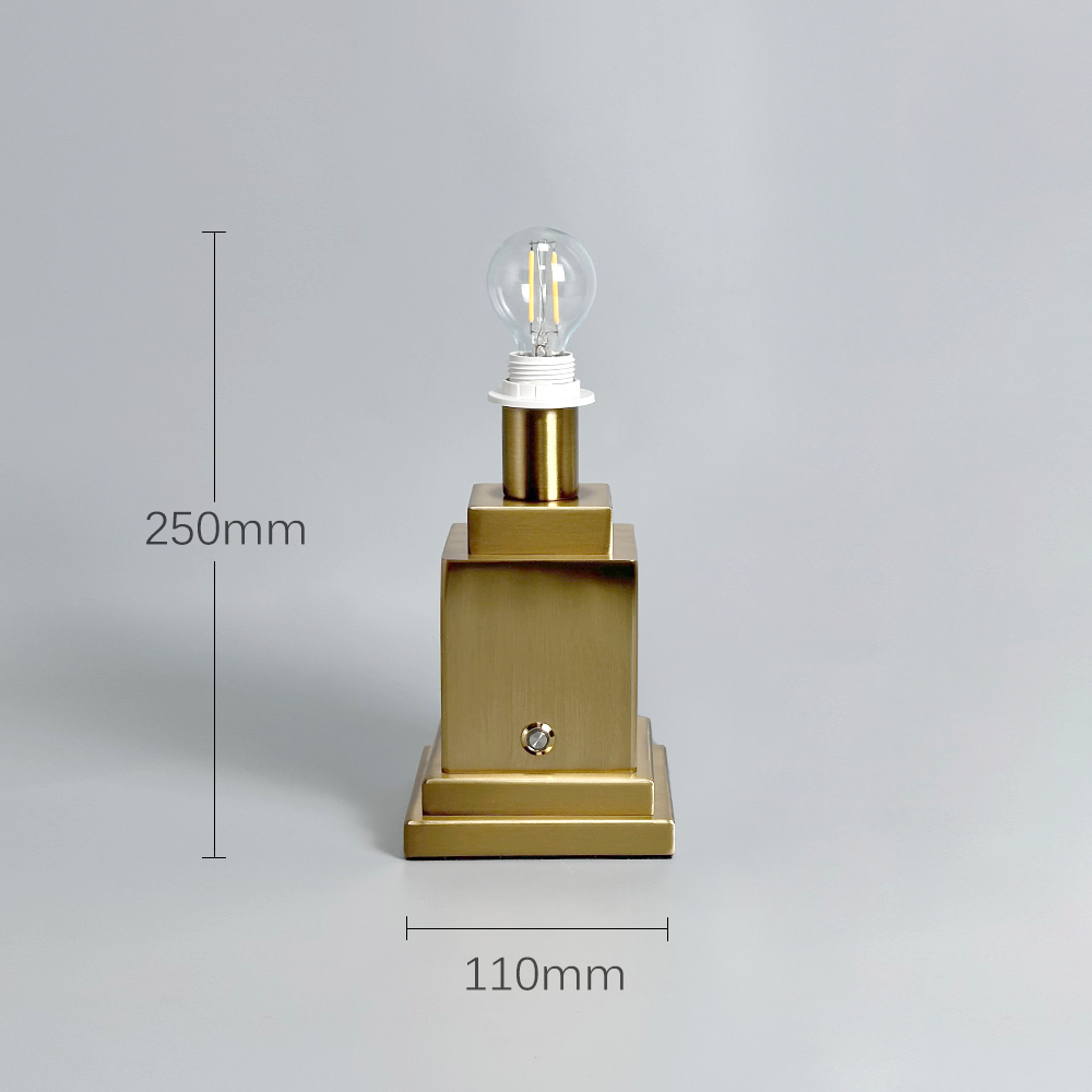 Rechargeable desk lamp