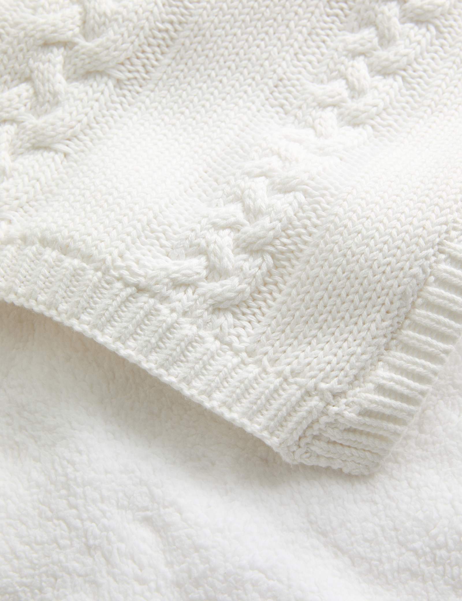 Pure Cotton Cable Fleece Shawl - CREAM