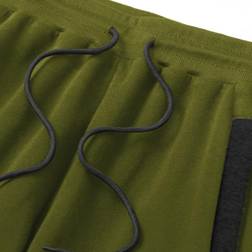 New autumn and winter men's color matching hooded sweatshirt and trousers sports suit