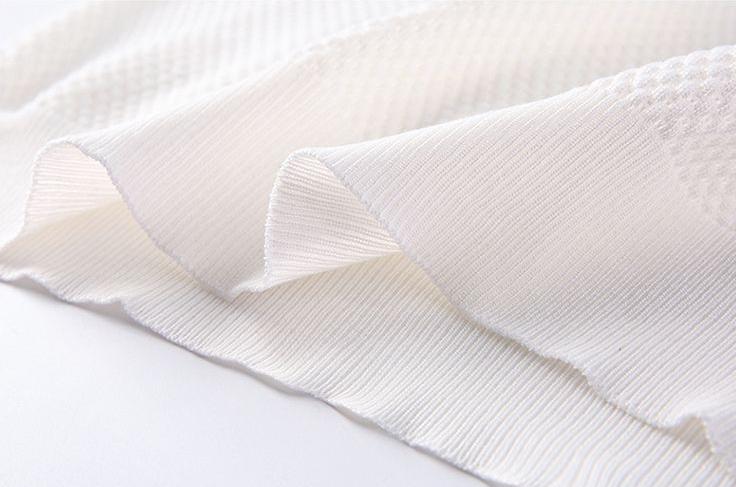 Men’s Old-Money Style Cool-Touch Honeycomb Knit Polo