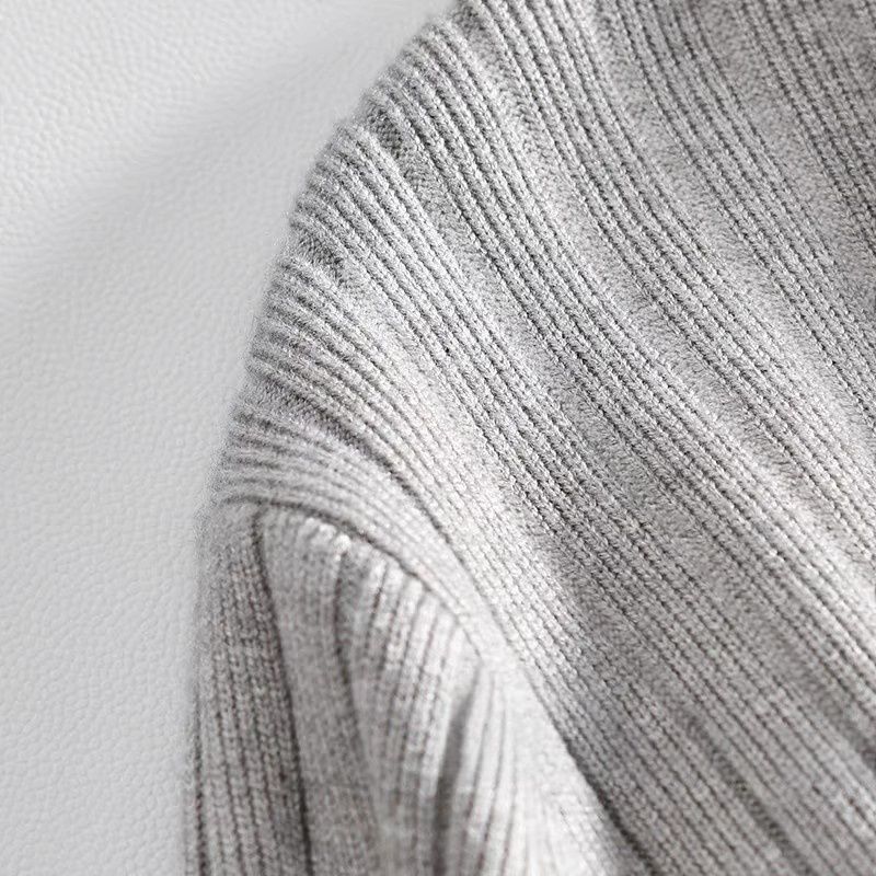 Men’s Old-Money Style Cool-Touch Ribbed Knit Top